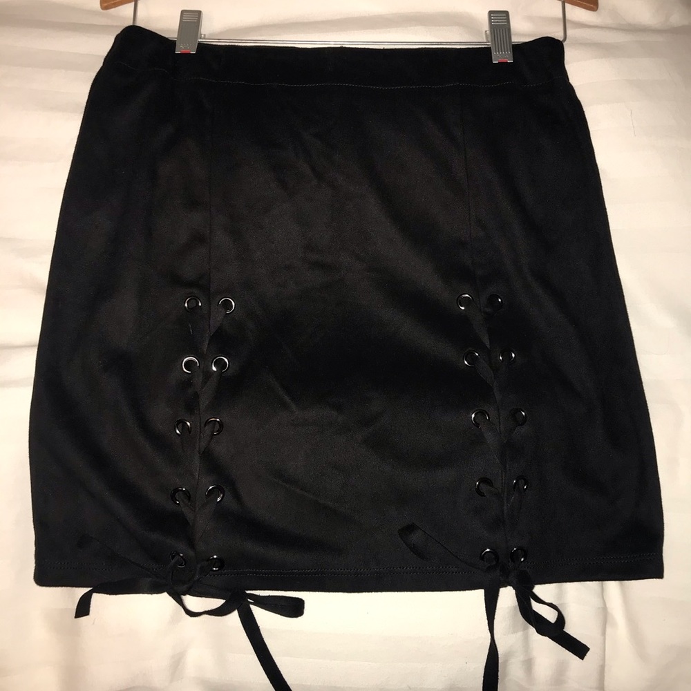 Forever 21 black velvet skirt with cross ties